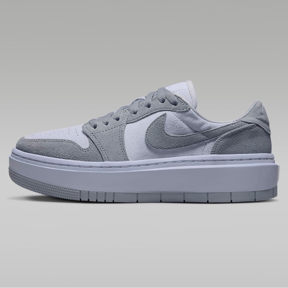 Air Jordan 1 Elevate Low
Women's Size 9